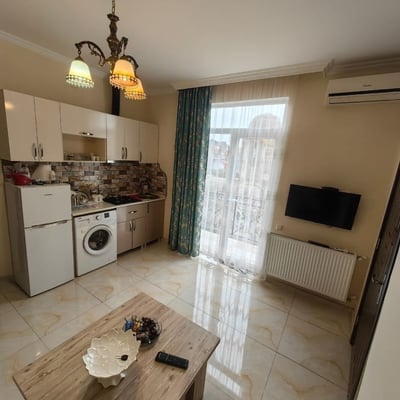 Vermietung einer hellen, komfortablen Wohnung, 60 m², Batumi, Georgien