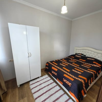 Vermietung einer hellen, komfortablen Wohnung, 60 m², Batumi, Georgien