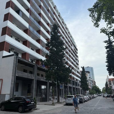 Alquiler de apartamento moderno y amueblado, 45 m², Batumi, Georgia