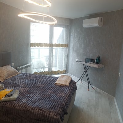 Location d'un studio neuf, 35 m², Blue Sky Tower, Batoumi, Géorgie