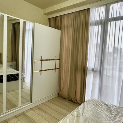 Alquiler de apartamento moderno y luminoso, 55 m², Batumi, Georgia