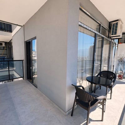 Alquiler de apartamento moderno y luminoso, 55 m², Batumi, Georgia