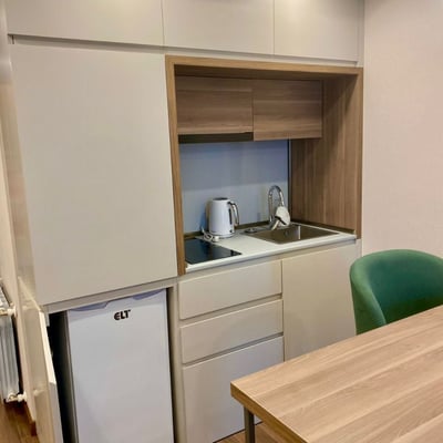 Miete einer modernen, gemütlichen 32 m² Wohnung, Batumi, Georgien