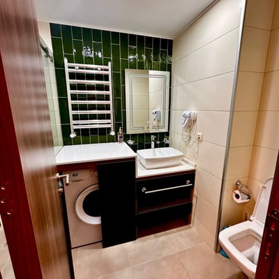 Miete einer modernen, gemütlichen 32 m² Wohnung, Batumi, Georgien