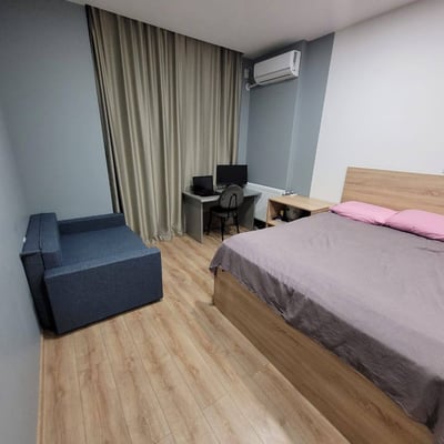 Аренда светлой студии 35м² с балконом, Батуми, Грузия