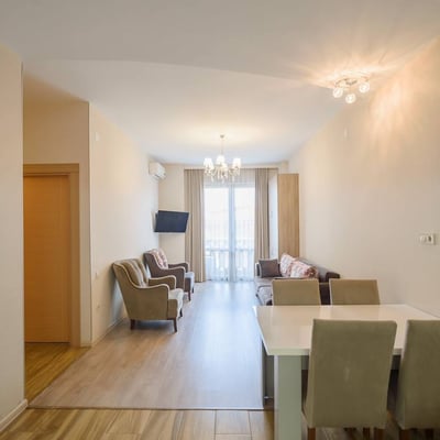 Appartement moderne 55m² à louer, Batoumi, Géorgie