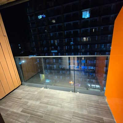 Appartement lumineux et moderne 52m² à louer, Batoumi, Géorgie