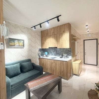 Modernes Studio 32m² mit großem Balkon zur Miete, Batumi, Georgien