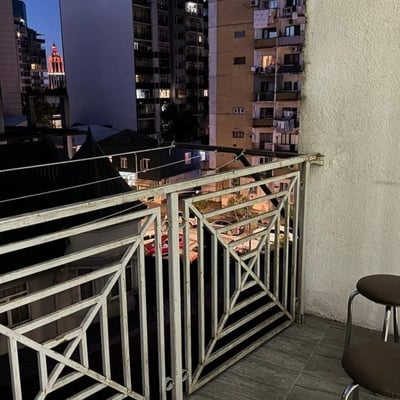 Moderne und komfortable möblierte Wohnung mieten, Batumi, Georgien