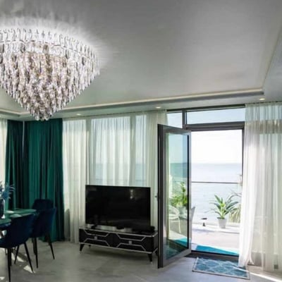 Apartamento 60m² con vista al mar en alquiler, Batumi, Georgia