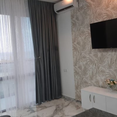 Wohnung 52m² mit Brunnenblick zur Miete, Batumi, Georgien