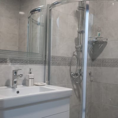 Wohnung 52m² mit Brunnenblick zur Miete, Batumi, Georgien