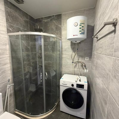 Location d'un appartement moderne et confortable de 60 m² avec vue sur la mer, Batumi, Géorgie