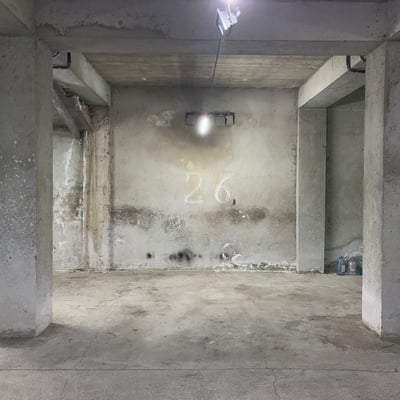 Location d’un appartement moderne et meublé avec parking, 120 m², Vake-Saburtalo, Tbilissi, Géorgie