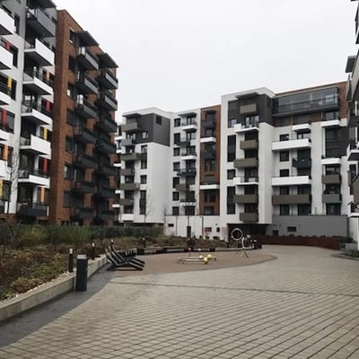 Alquiler a largo plazo de un apartamento de 2 habitaciones, 56 m², en Staré Mesto, Bratislava, Eslovaquia
