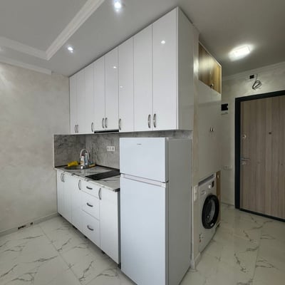 Estudio luminoso y moderno en alquiler, Batumi, Georgia
