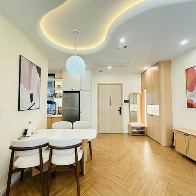 Luxuriöses 2-Zimmer-Apartment mit Flussblick, Panoma 1, Da Nang, Vietnam zu vermieten