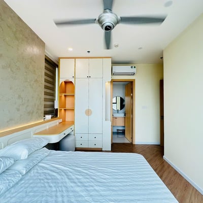 Luxuriöses 2-Zimmer-Apartment mit Flussblick, Panoma 1, Da Nang, Vietnam zu vermieten