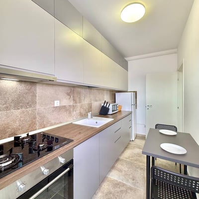 Apartamento luminoso en alquiler en edificio nuevo, Bucarest, Rumanía