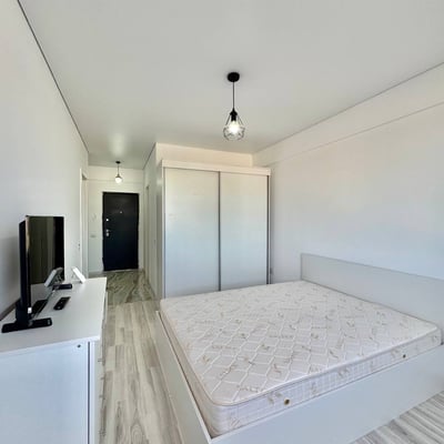 Moderne Wohnung mit Stadtblick zur Miete, Bukarest, Rumänien