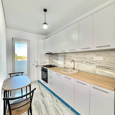 Moderne Wohnung mit Stadtblick zur Miete, Bukarest, Rumänien