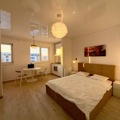 Estudio moderno, amueblado en alquiler, Bucarest, Rumanía