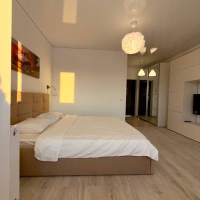 Estudio moderno, amueblado en alquiler, Bucarest, Rumanía