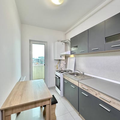 Moderne Wohnung mit Parkplatz zur Miete, Bukarest, Rumänien