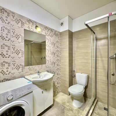 Helles möbliertes Studio zur Miete, Bukarest, Rumänien