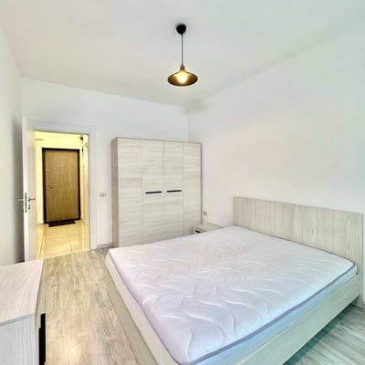 Location longue durée d'appartement lumineux et meublé à Bucarest, Roumanie
