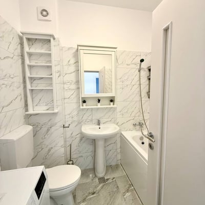 Langfristige Vermietung eines modernen Studios in Bukarest, Rumänien