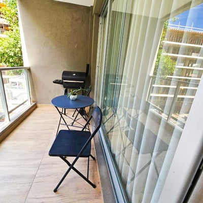 Modern 2-room apartment 68m2 with balcony in Palermo