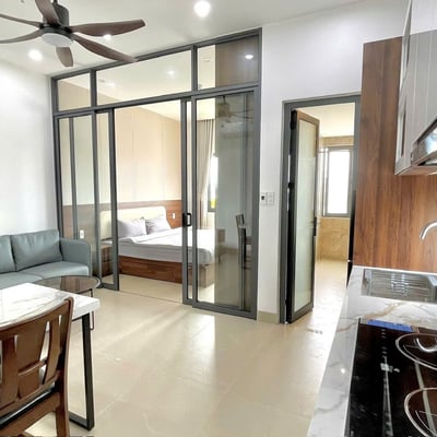 Geräumige, helle Wohnung mit Bergblick zur Miete, Da Nang, Vietnam