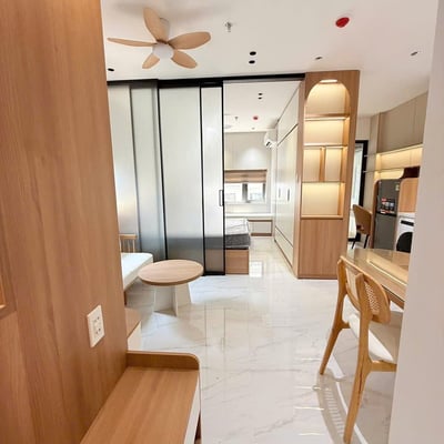 Alquiler de un acogedor apartamento nuevo con terraza, Da Nang, Vietnam