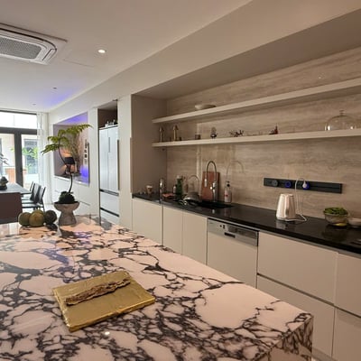 Location d'une villa luxueuse et entièrement meublée avec piscine, près de la plage, Da Nang, Vietnam