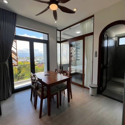 Location d'un appartement luxueux et neuf avec balcon, Ngu Hanh Son, Da Nang, Vietnam