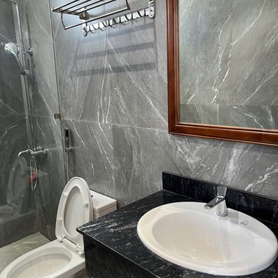 Location d'un appartement luxueux et neuf avec balcon, Ngu Hanh Son, Da Nang, Vietnam