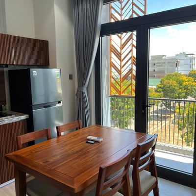 Location d'un appartement luxueux et neuf avec balcon, Ngu Hanh Son, Da Nang, Vietnam