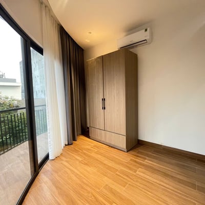 Rent a spacious, modern 75 sqm apartment in the Son Tra district, Da Nang, Vietnam