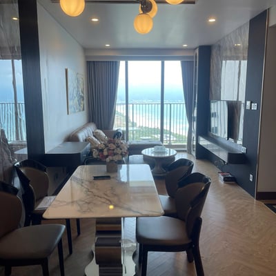 Alquiler de apartamento exclusivo y amueblado con vista al océano, 125 m², Da Nang, Vietnam