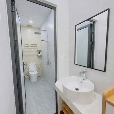 Аренда современной, полностью меблированной студии с балконом, район Нгу Хань Сон, Дананг, Вьетнам