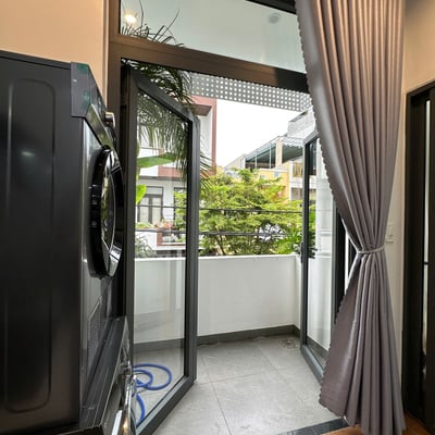 Rent a modern, fully furnished studio with balcony, Ngu Hanh Son, Da Nang, Vietnam