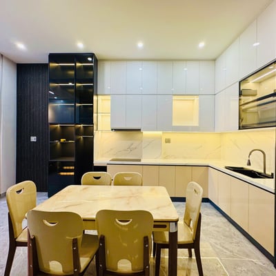 Rent a spacious, fully furnished house near the beach, Thanh Khe, Da Nang, Vietnam