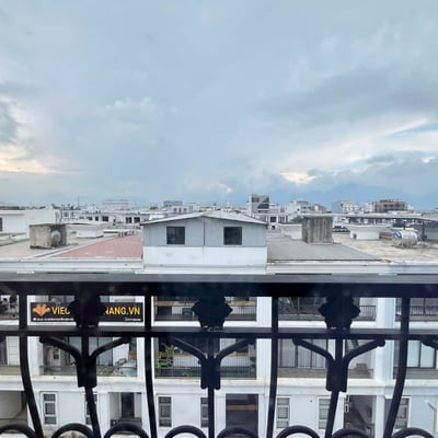 Location d'un penthouse luxueux avec vue panoramique sur la mer, 80 m², Da Nang, Vietnam