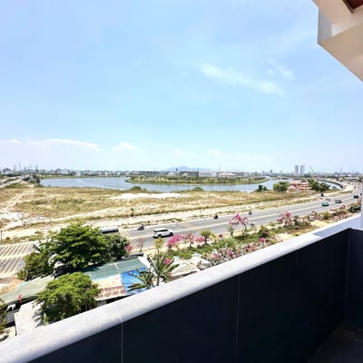 Rent a modern, furnished apartment near the beach, Ngu Hanh Son, Da Nang, Vietnam