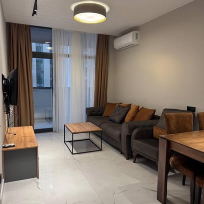 Alquiler de apartamento moderno y espacioso, Batumi, Georgia