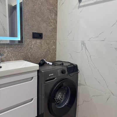 Location d'un appartement moderne et spacieux, Batoumi, Géorgie