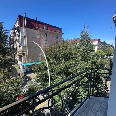 Alquiler de apartamento luminoso y completamente amueblado, Batumi, Georgia