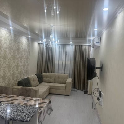 Alquiler de apartamento luminoso y completamente amueblado, Batumi, Georgia