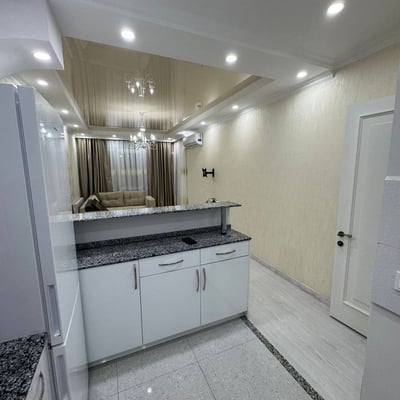 Alquiler de apartamento luminoso y completamente amueblado, Batumi, Georgia